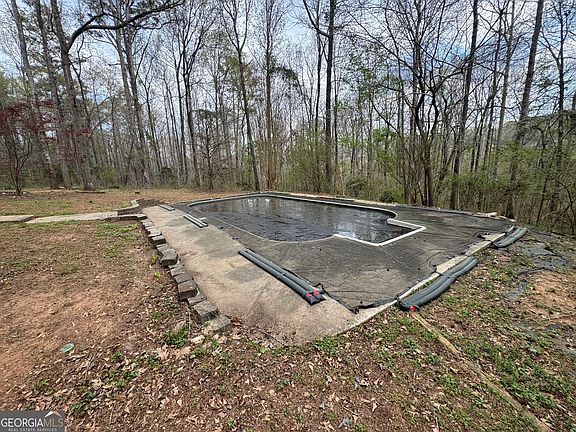 5th image of 644 Parham Rd