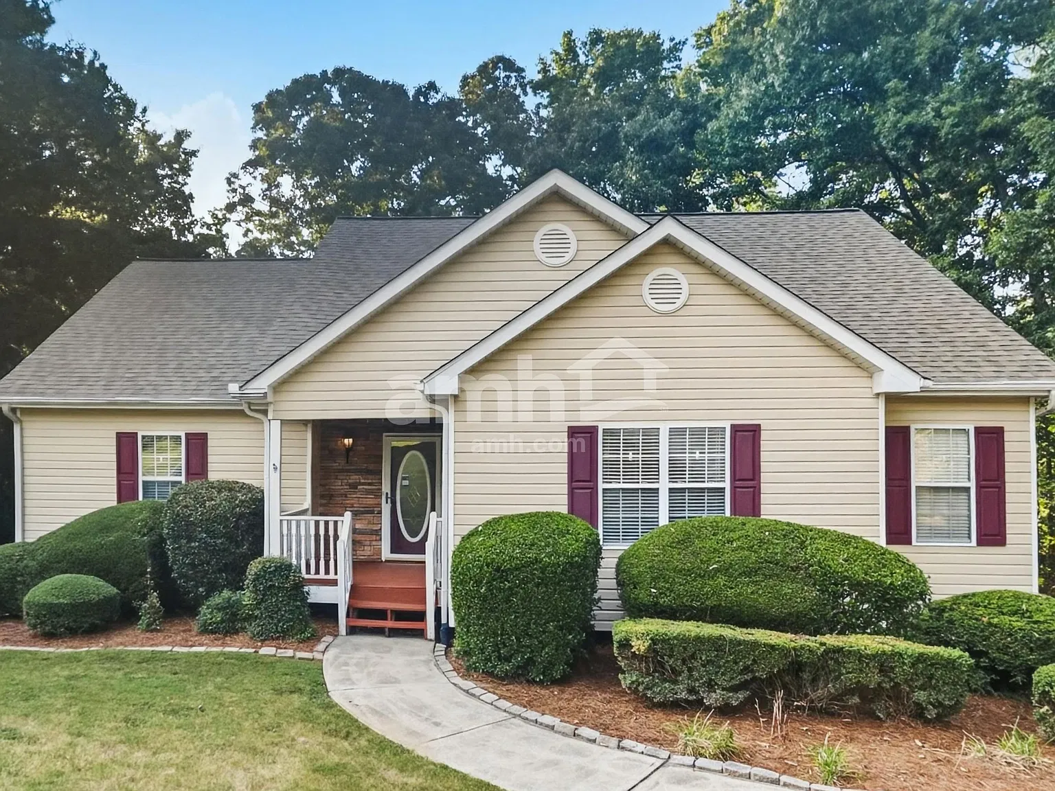 4 bed, 3.0 bath, 1806 sqft, $2,345 — Photo 1