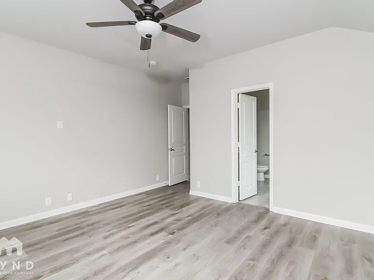 12325 Treeline Dr — Photo 10