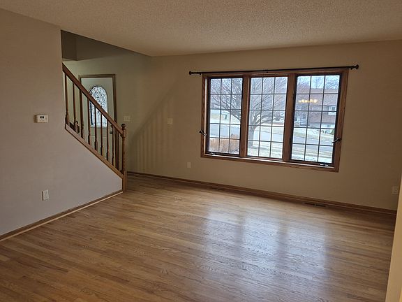 3rd image of 2138 Ponderosa Dr SW