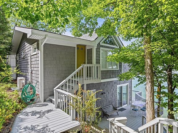 3rd image of 6060 W Bluff Dr