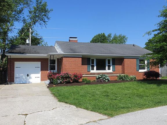 2nd image of 132 Elm Dr