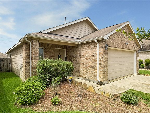 2nd image of 10711 Sun River Falls Dr