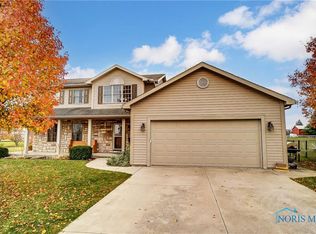 9229 Nancy Ln, Findlay, OH 45840