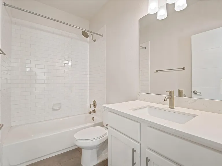 8921 Parker Ranch Cir #B — Photo 18