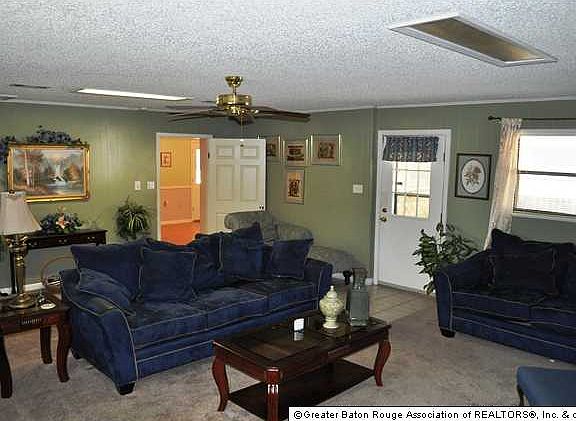 3rd image of 11631 E Black Oak Dr