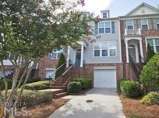 1025 Thornborough Dr, Alpharetta, GA 30004