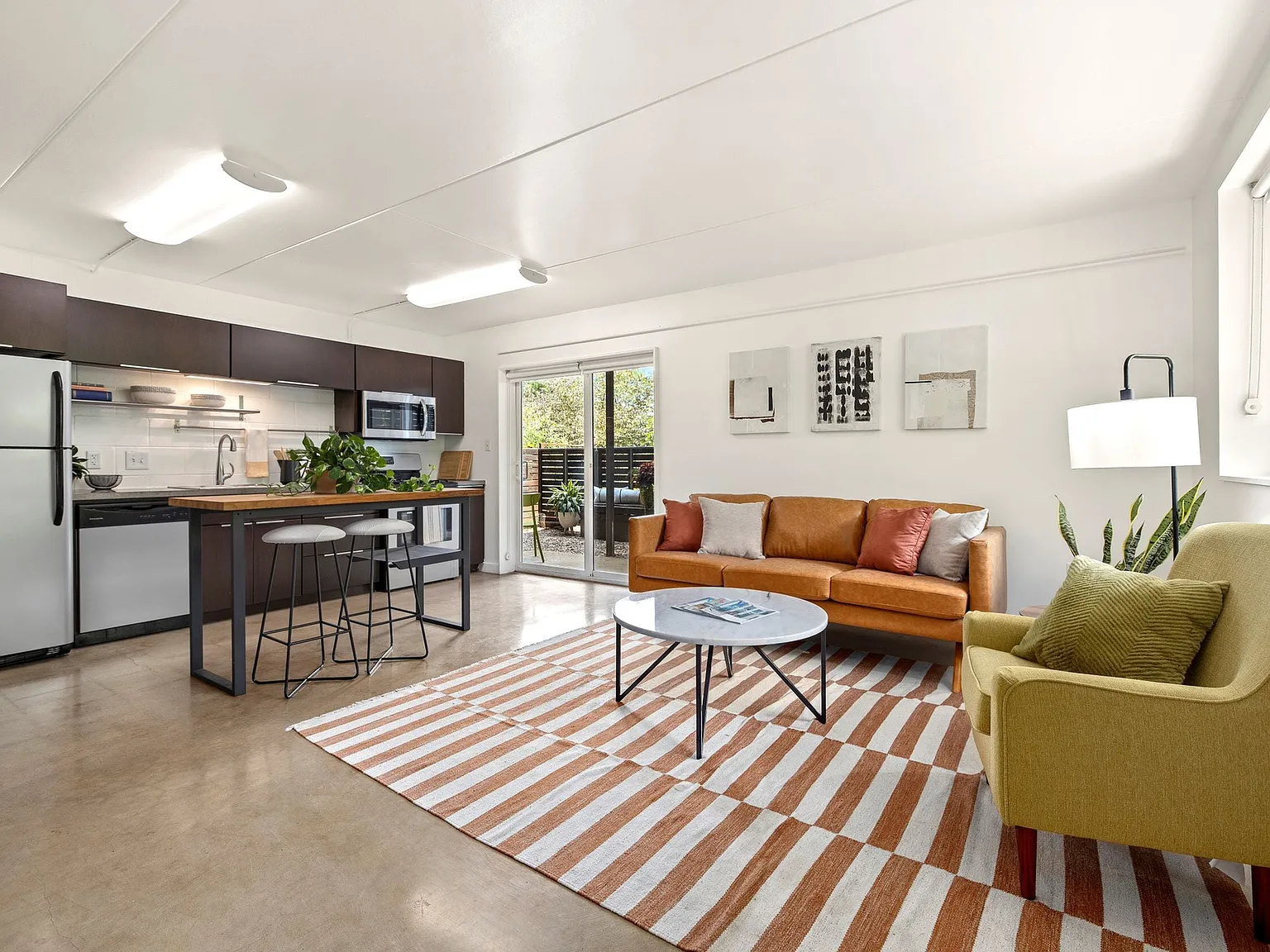 Eco Modern Flats — Photo 1
