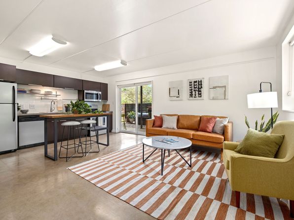 130 S Hill Ave #2-105
