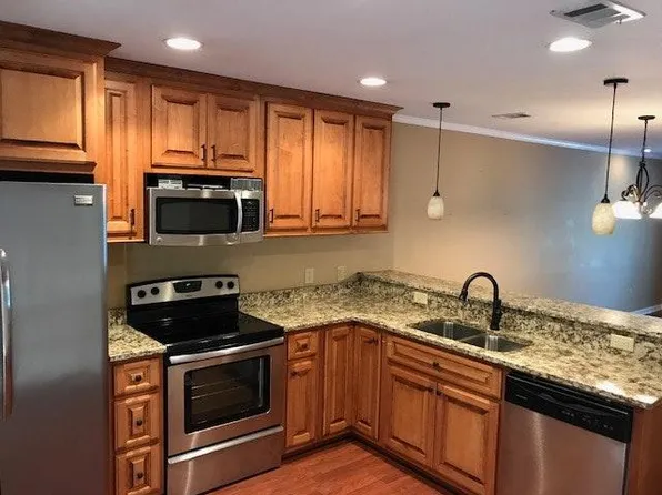 120 Daniel Dr APT 1, Clemson, SC 29631