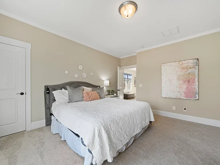 1020 Turnberry Cir — Photo 48