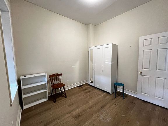 2nd image of 425 N Preston St #1