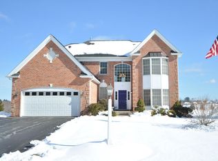 59 Greenside Way, Methuen, MA 01844