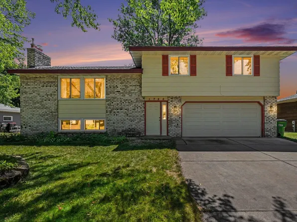 1728 132nd Ave NE, Blaine, MN 55449