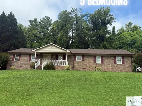 530 Romana Dr, Ridgeway, VA 24148