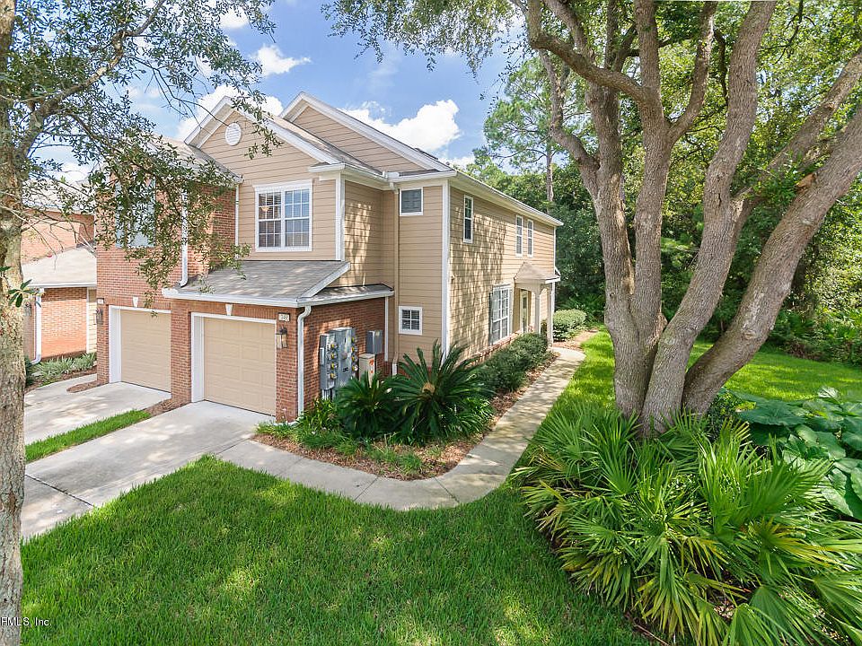 1st image of 13485 Stone Pond Dr