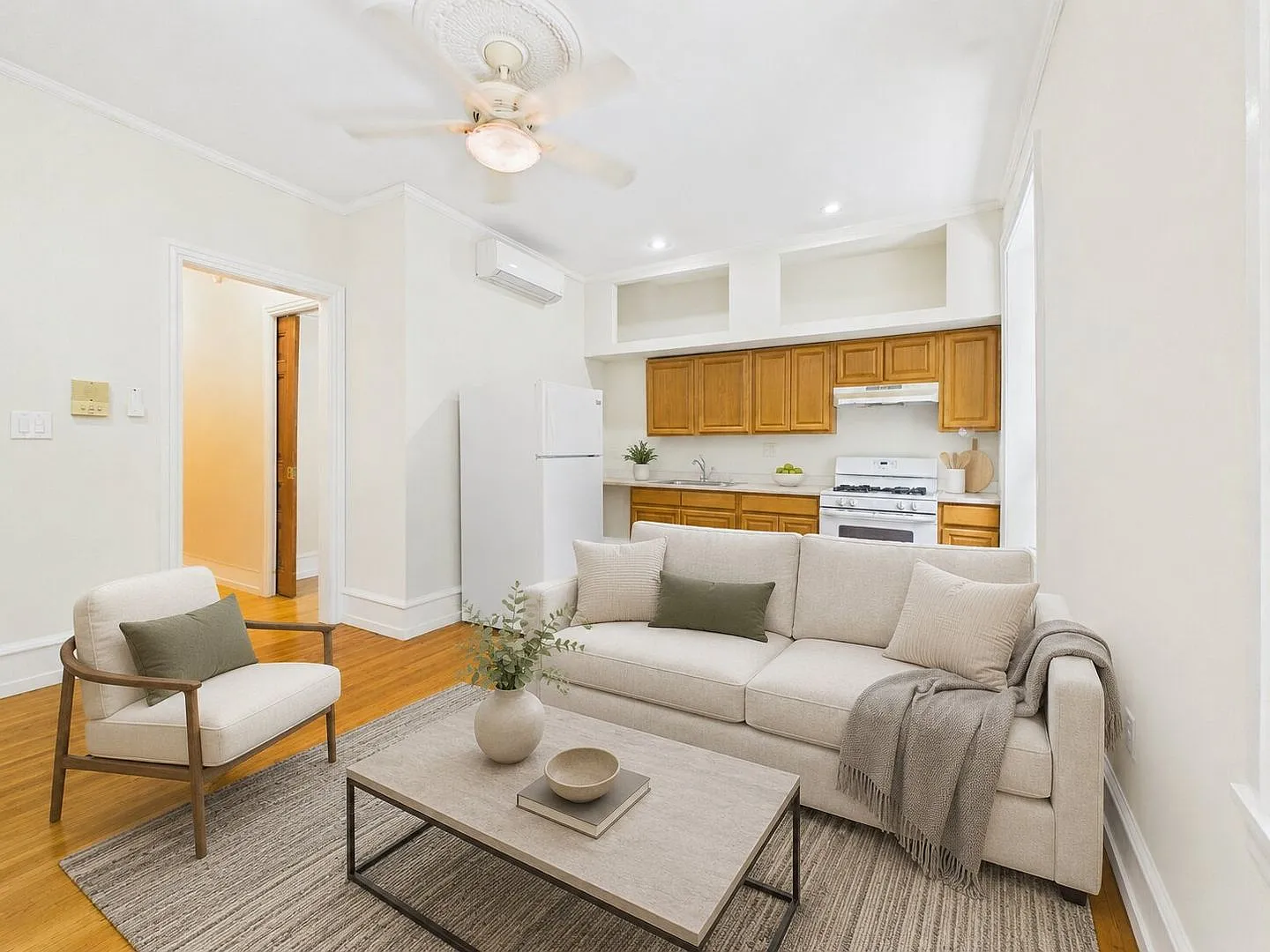 3611 N Baring Street — Photo 1