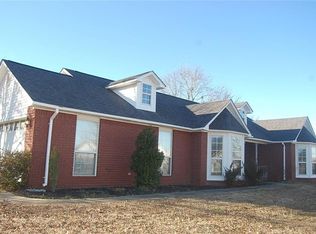 305 Locust Dr, Greenwood, AR 72936