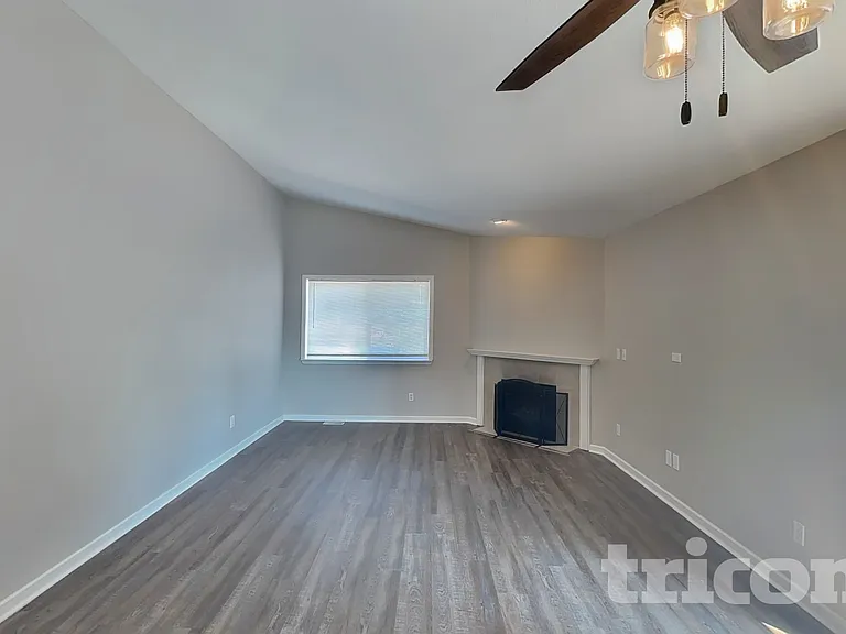 18717 83rd Avenue Ct E — Photo 2