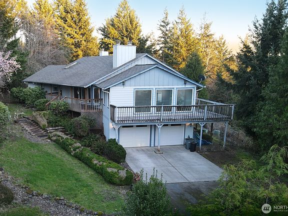 3rd image of 23619 NE Elkhorn Drive