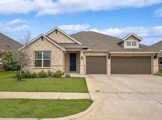 5408 High Pointe Dr, Haltom City, TX 76137
