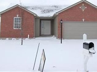 1166 Pond View Dr, Troy, OH