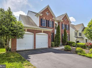 8635 Lenfant Pl, Manassas, VA 20112