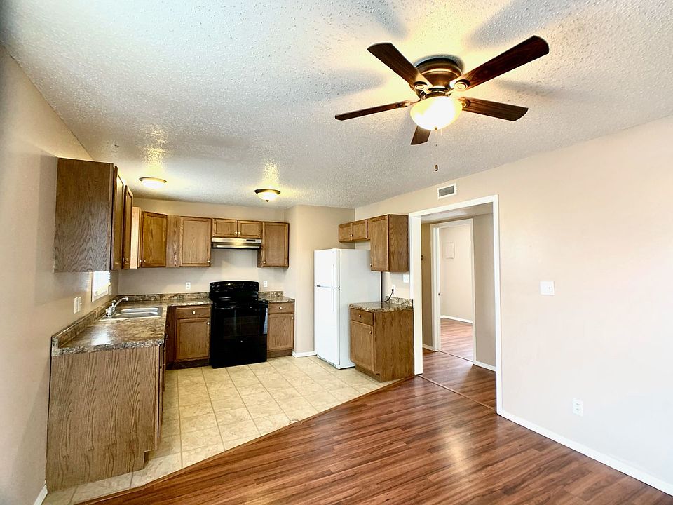 1st image of 717 S 13th Ave
