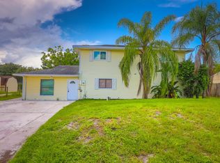 8110 Lake San Carlos Cir, Fort Myers, FL 33967