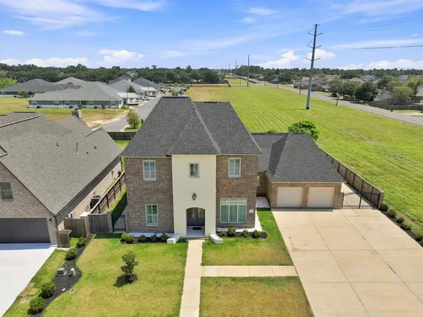 5666 S Ridge Dr, Lake Charles, LA 70605