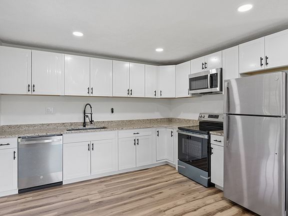 5th image of 206 Randall Dr