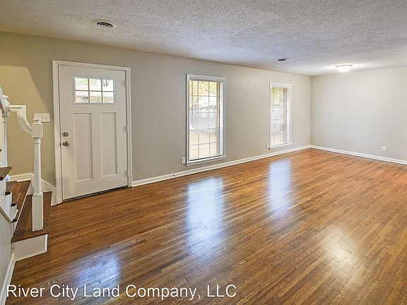 5th image of 5245 Patrick Henry Dr