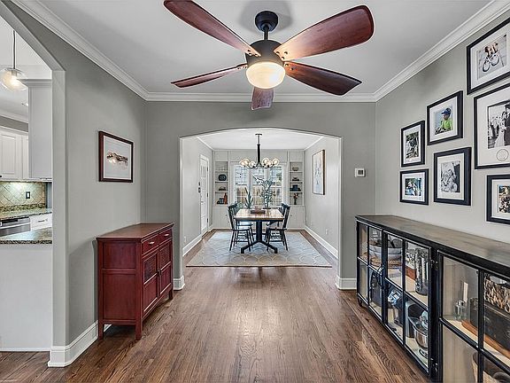 5th image of 1627 S Gary Ave