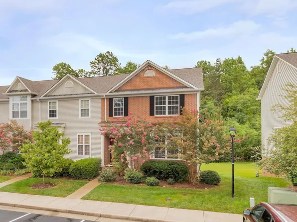 1071 Somer Chase Ct, Charlottesville, VA 22911
