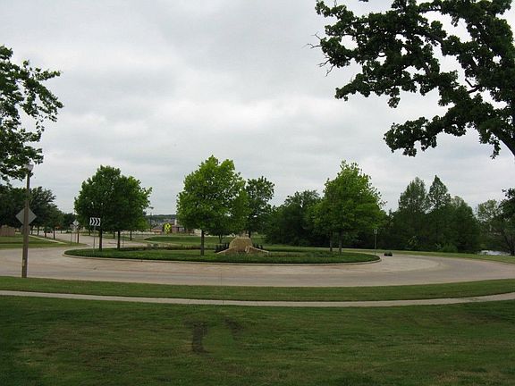 2nd image of 3021 Lipizzan Dr