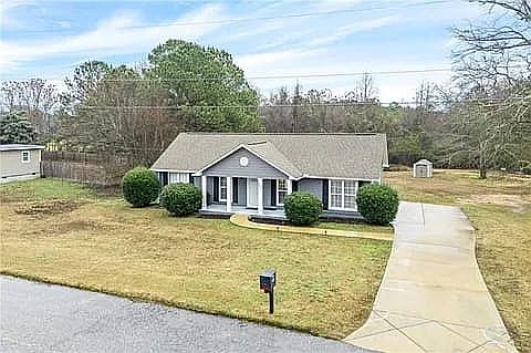 2nd image of 131 Lee Rd #620