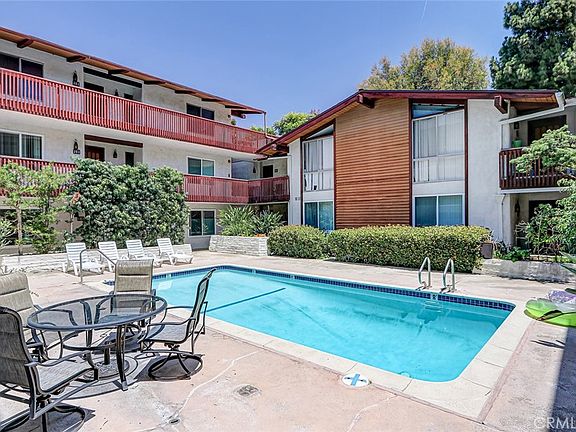 3rd image of 5650 Sumner Way Unit 308