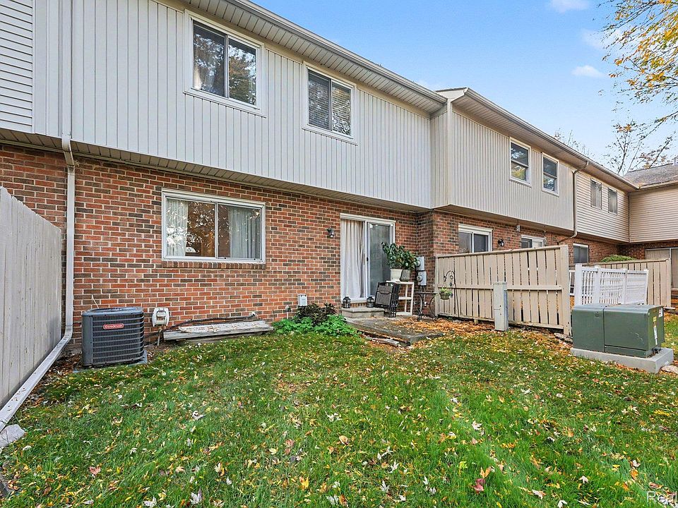 915 Kirts Blvd, photo 18