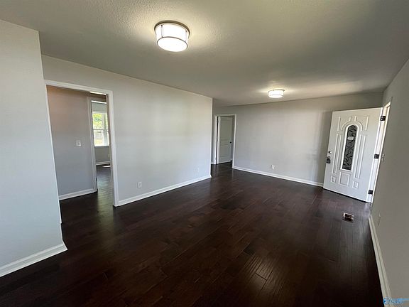 3rd image of 324 School St