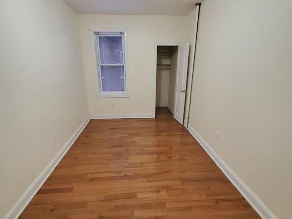 4th image of 13 Gifford Ave #16D