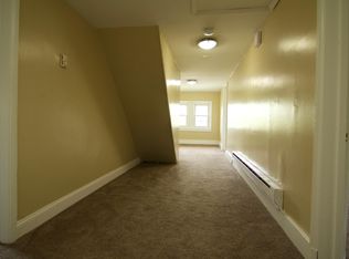 104 Warren St #4, Beverly, NJ 08010