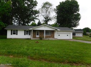 311 N Illinois Ave, West Frankfort, IL 62896