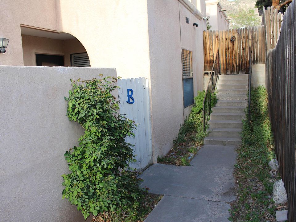 1st image of 2820 Palo Verde Dr NE APT B