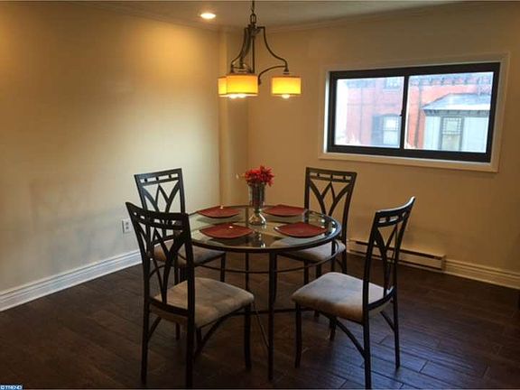 4th image of 900 N Broom St APT 8