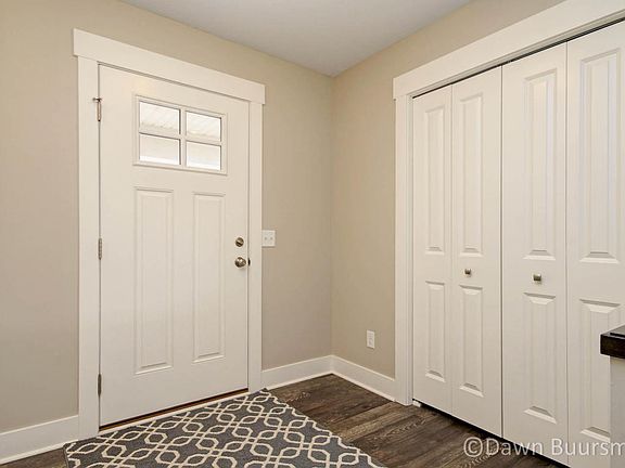 5th image of 7247 Medinah Dr