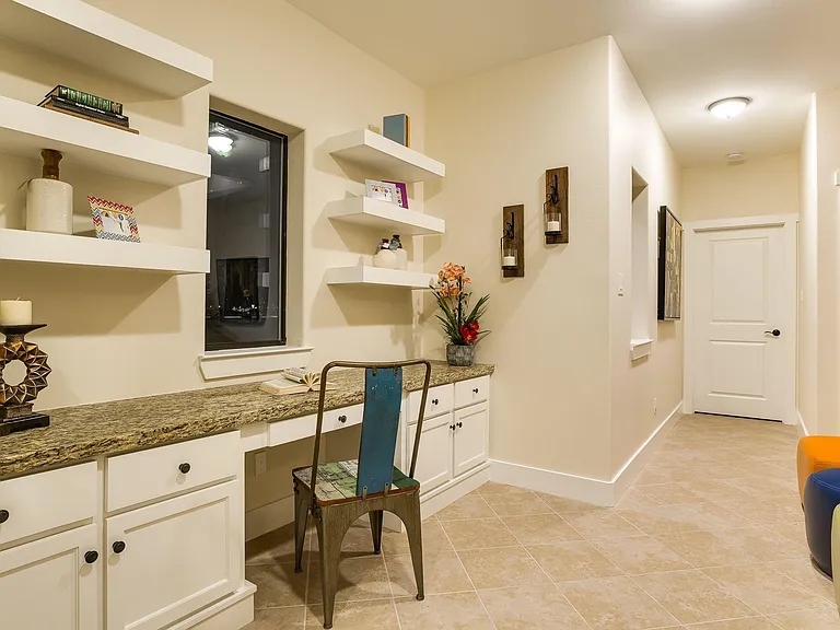 4904 Nevis Dr — Photo 11