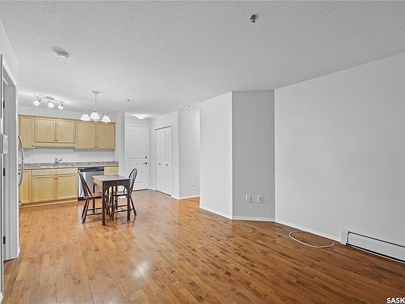 5th image of 1300 N Stockton St #104E