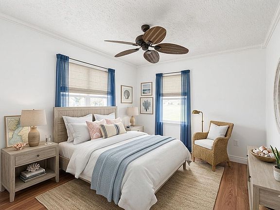 5th image of 2411 SE Floresta Drive