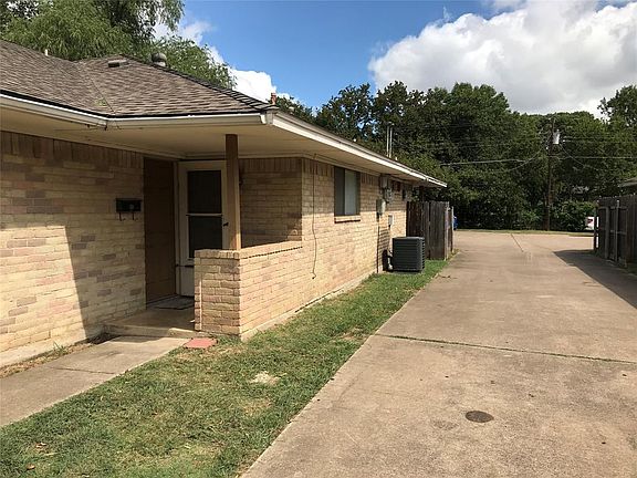 2nd image of 1011 Bluebird Dr