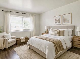 4836 Creek View Rd #8, Rockford, IL 61108